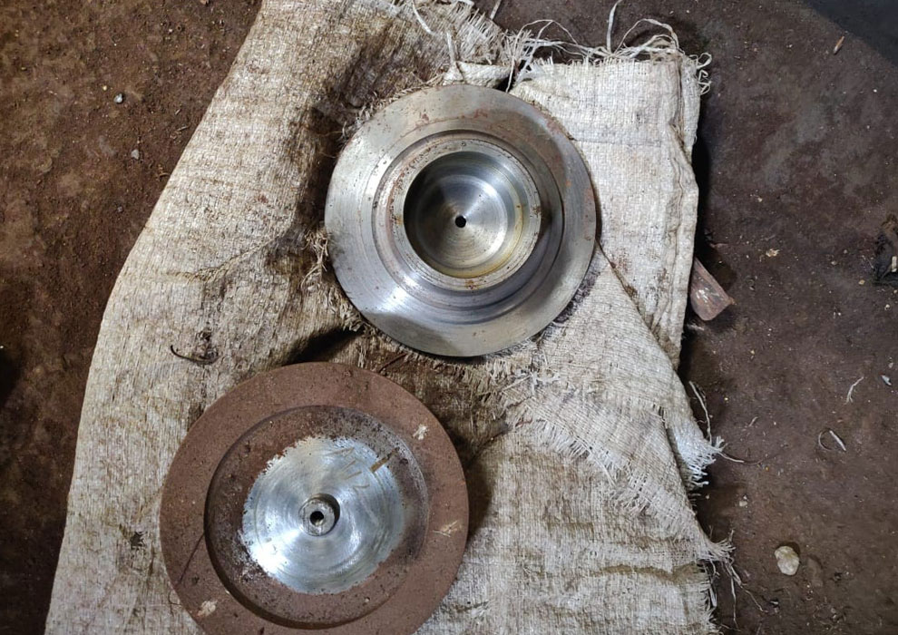 Bearing Housing of Clean Out Drive for Sprocket Take-Up